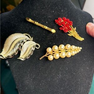 Gold and Red‎ Brooch Bundle